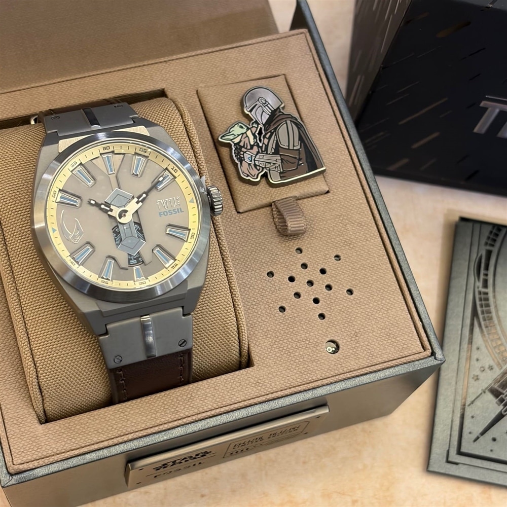 【FOSSIL】コレクター必見!STARWARSとのコラボモデル「マンダロリアンウォッチ」が登場!【福岡パルコ店】