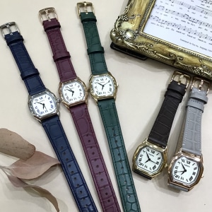 【FOSSIL】八角形のケースがクラシカル!クロコダイル柄ベルトの新作モデルをご紹介!