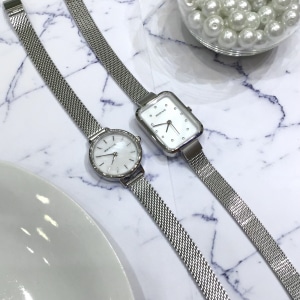【BERING】夏に着けたい!「シルバー×ホワイト」の涼しげな腕時計はいかがですか?
