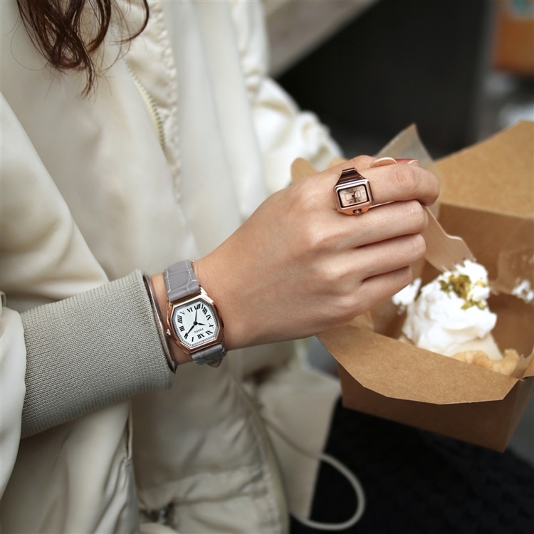【FOSSIL】リングウォッチ＆Harlow10％OFF