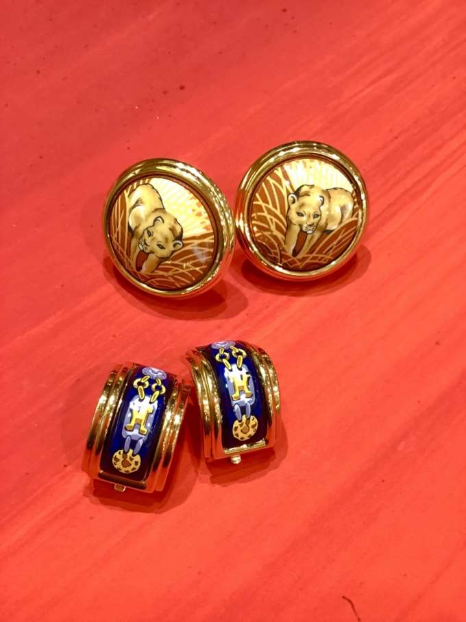 *HERMES vintage * émail earrings