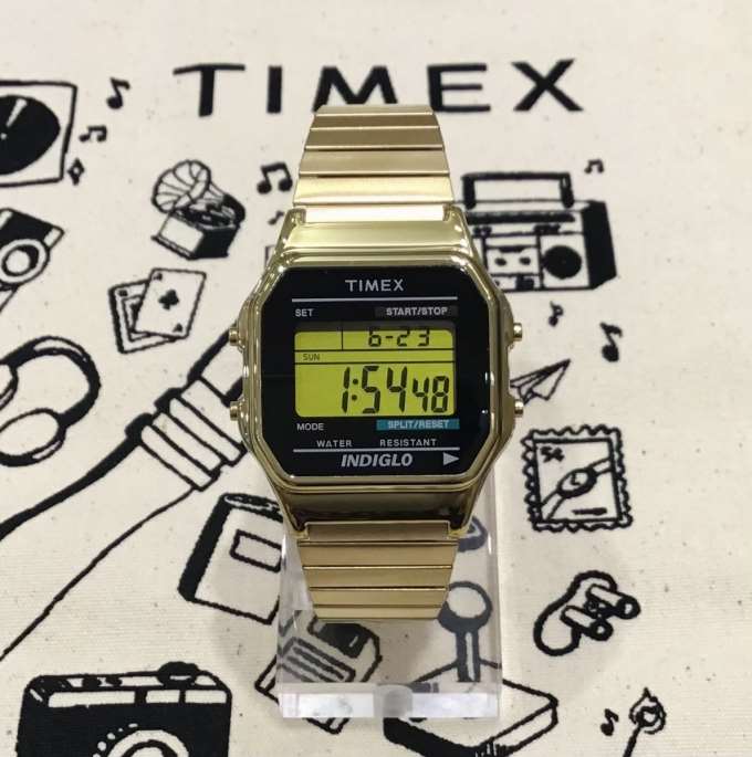 【TIMEX】レトロ感漂うデジタル腕時計!