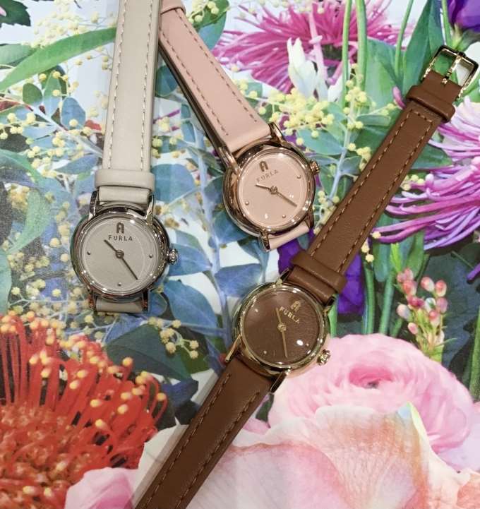 【FURLA】人気コレクションから小さめサイズが登場しました!