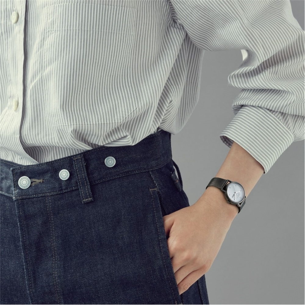 【MARGARET HOWELL idea】新作「DAY&DATE SOLAR MESH」発売